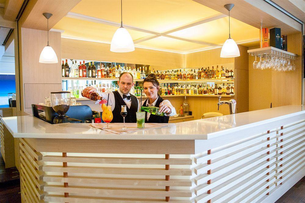 Odyssey Clubhotel Wellness & Spa Adults Only Kielce Eksteriør billede